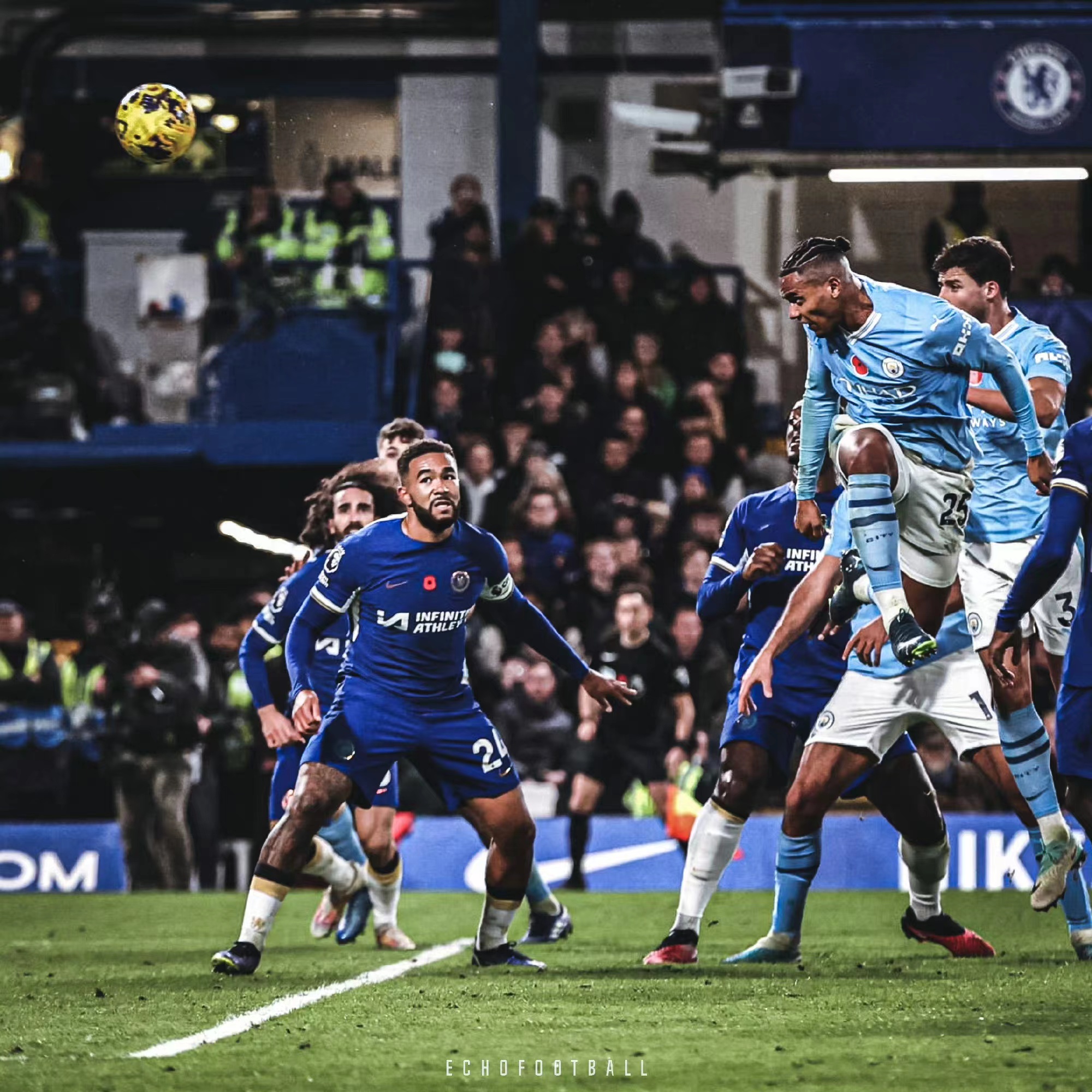 Chelsea ja Manchester City taistelivat rajusti 4-4, jalkapallon viehätys tuli täysin esille